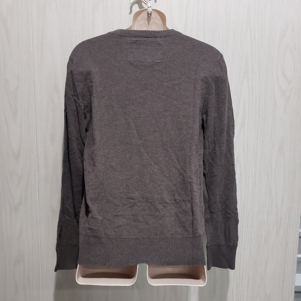 American Eagle‎ sweater - Picture 5 of 5